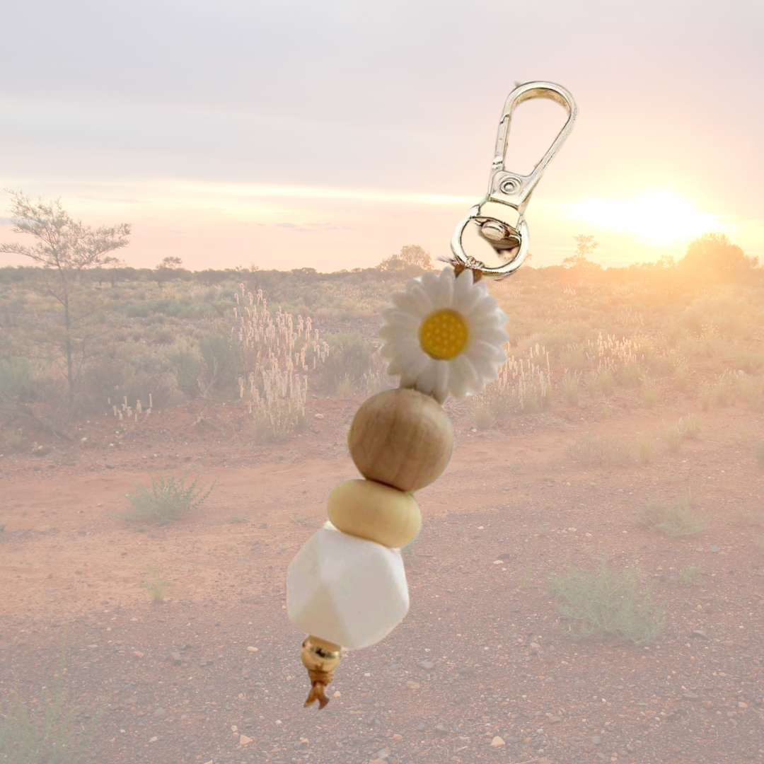 Sunburnt Country Clothing - White/Yellow Sunflower Keyring